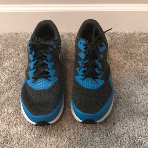 Nike Zoom Running Shoes - Picture 2 of 7
